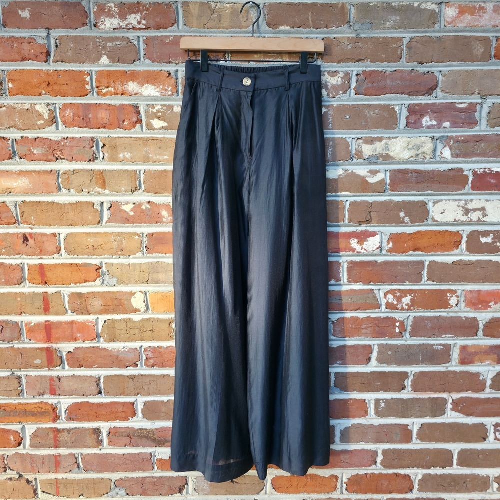 House of Harlow Pants Size M Black Wide Leg Pleated Minimalist Quiet Luxury‎